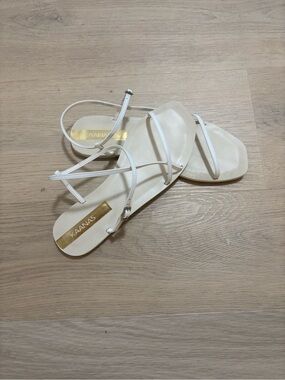 Kaanas White Strappy Flat Sandals with Ankle Tie